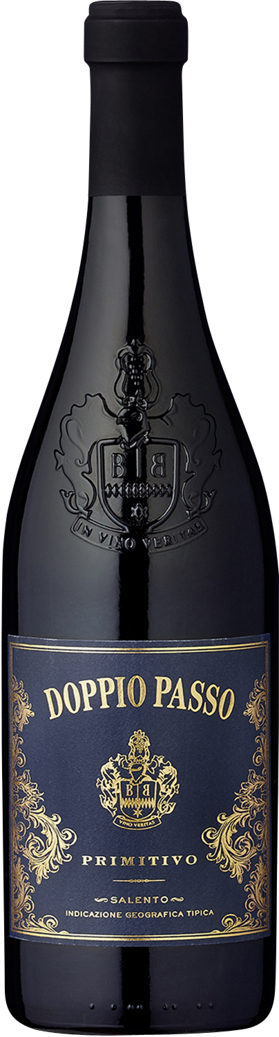 Eine Flasche Rotwein Doppio Passo Primitivo Salento IGT
